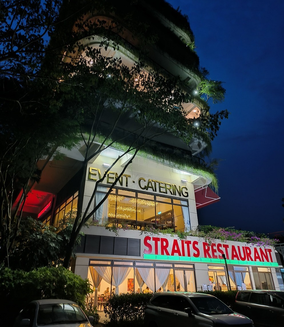 Straits Restaurant johor golf